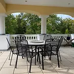 Hauptstadtluxus - Lichtverwoehnte Villa - 340 Qm - A47198
