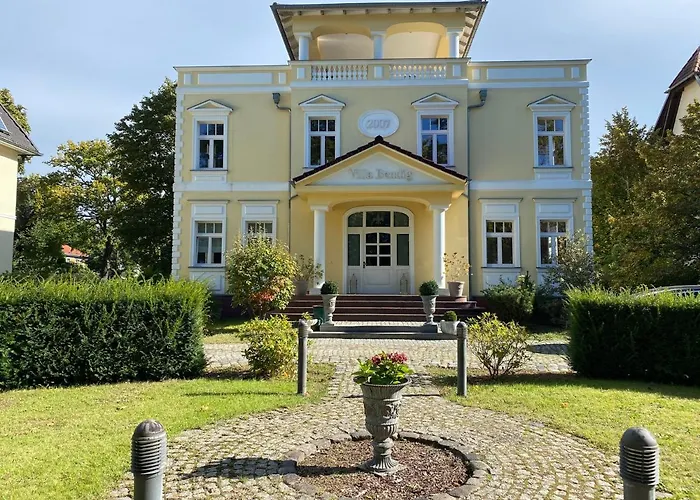 Hauptstadtluxus - Lichtverwoehnte Villa - 340 Qm - A47198
